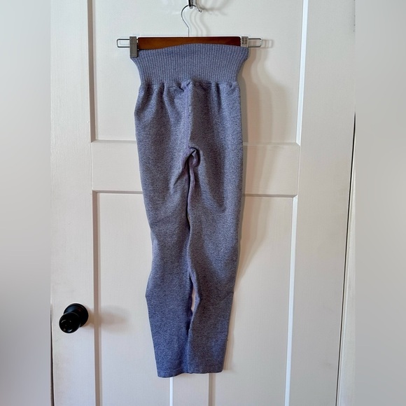 NWOT FP Movement Gray Leggings Size XS/S - Picture 2 of 7